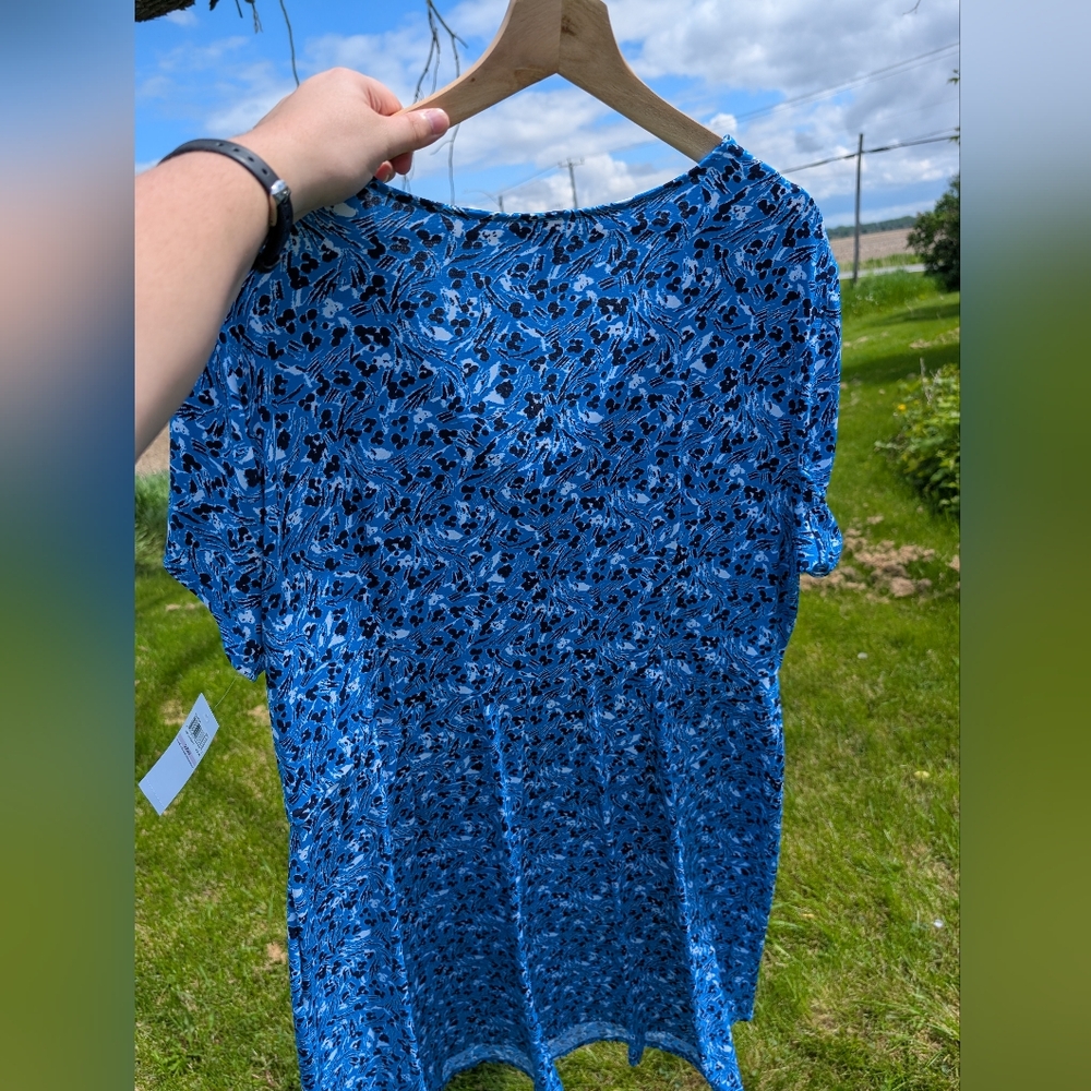 2/30$ Blue Midi Dress with Short Sleeves